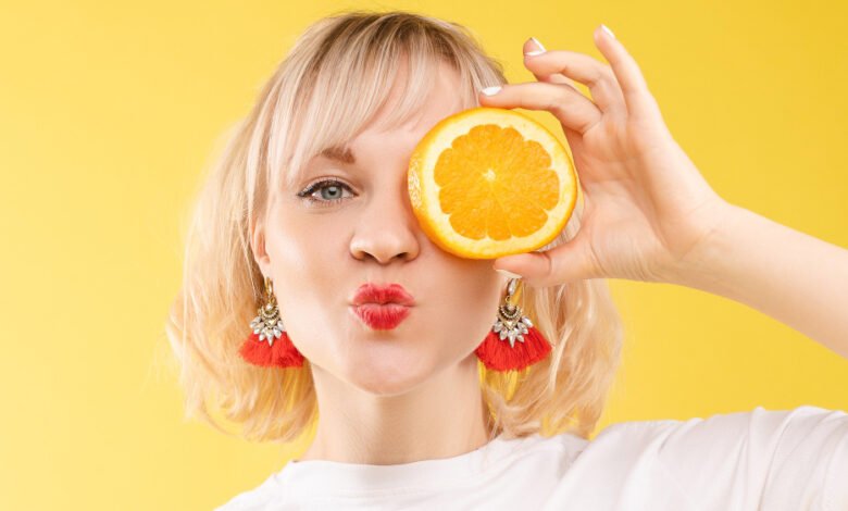 wellhealthorganic.com : remove dark spots on face tang - lemon juice